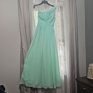 Mint long dress for bridesmaid, prom. Used once. Excellent condition